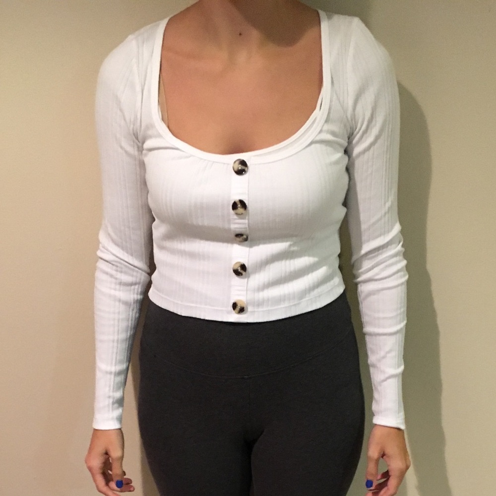 Hollister Crop Henley shirt white size medium